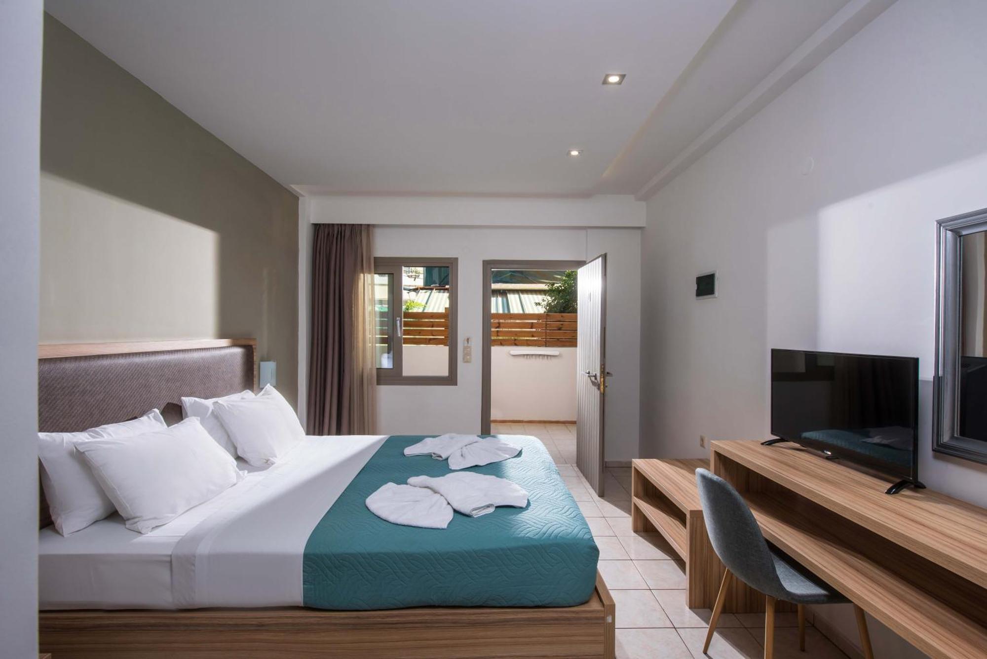 Thania Seaside Smotel - Adults Only Agia Pelagia  Exterior photo
